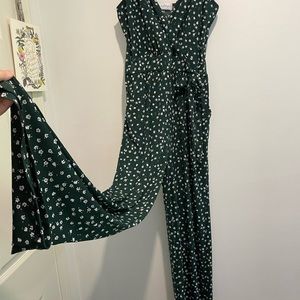 Green floral jumper/romper